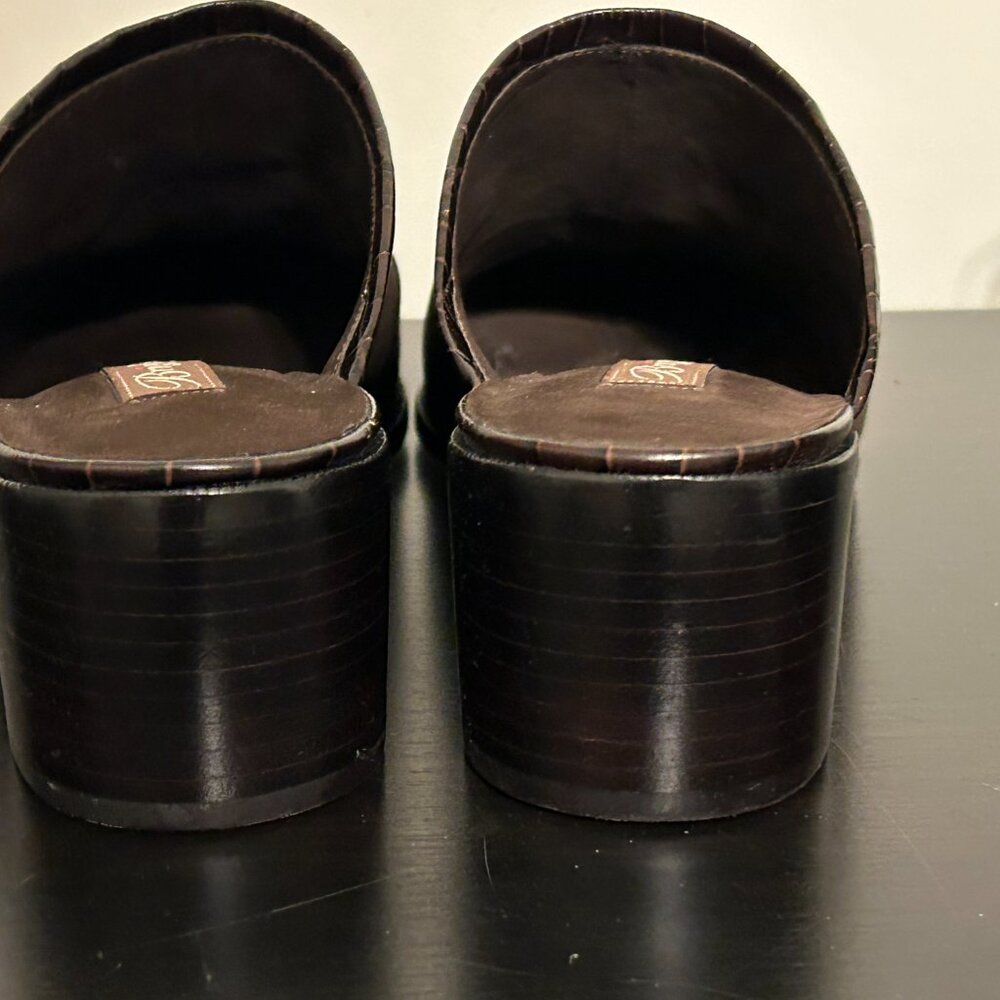 BRIGHTON Fiona Sz 9 Brown Floral Embroidered Suede Leather Heels Mules - Picture 5 of 6